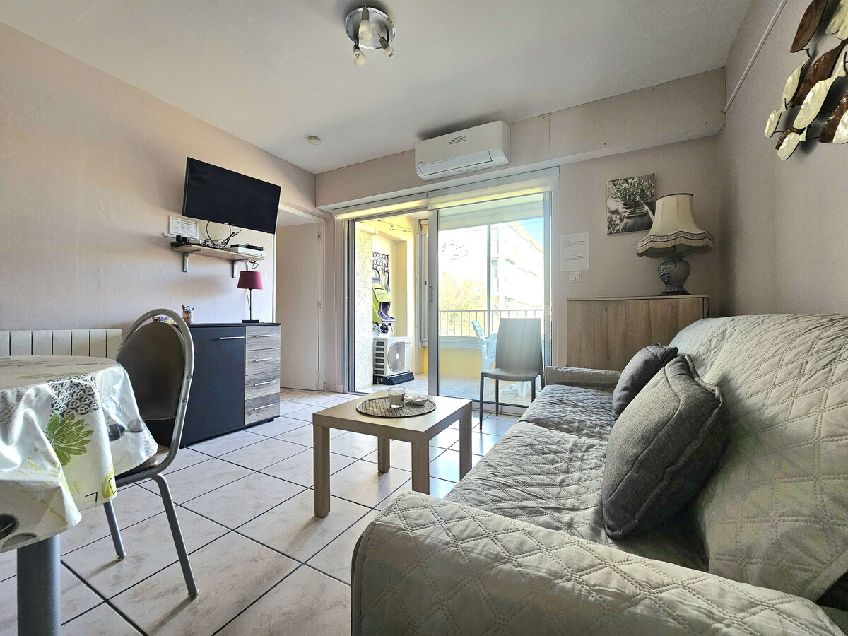 T2 avec loggia fermée à Balaruc-les-Bains - Photo 3