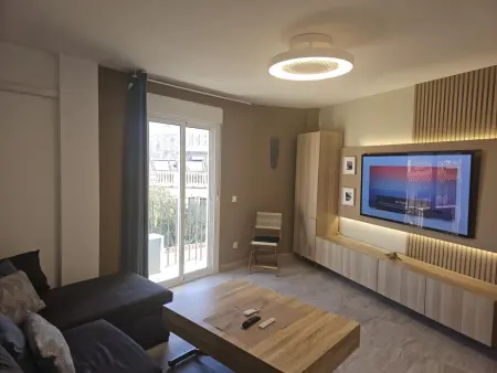 Location appartement à Torremolinos, Appartement de luxe avec vue mer, clim et WiFi à Torremolinos
