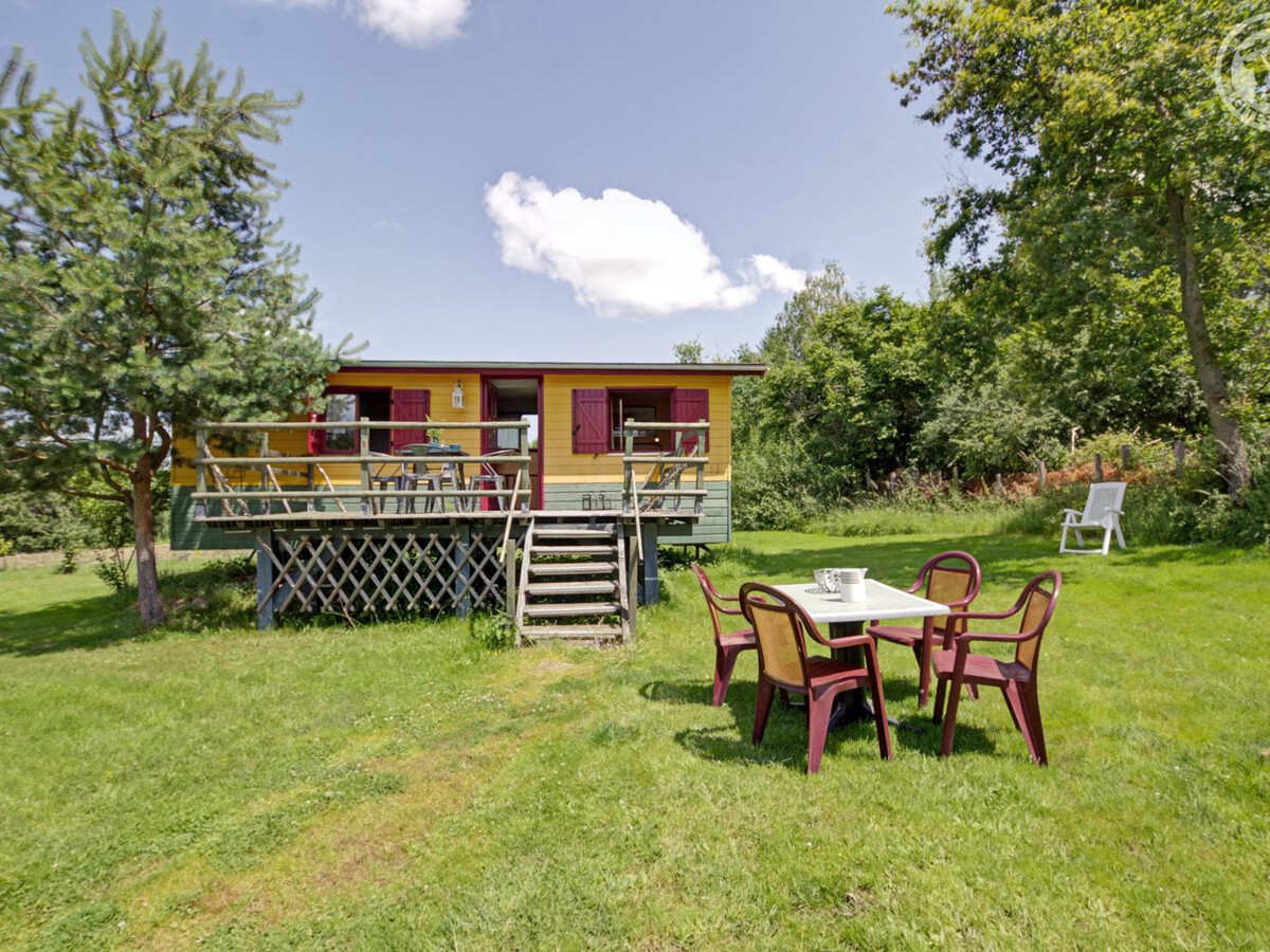 Roulotte pittoresque 4 pers, terrasse 16m², animaux admis - Photo 13
