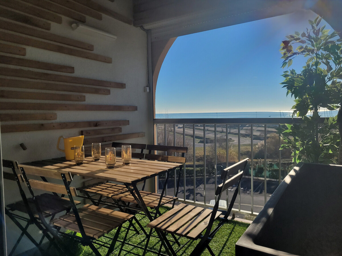 F2 climatisé vue mer à Palavas, parking privé - Photo 1