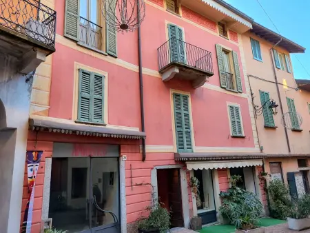 Claudio, appartement 2 pièces au cœur de Luino, à 80 m du lac : photo 2