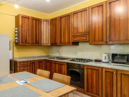 Claudio, appartement 2 pièces au cœur de Luino, à 80 m du lac : photo 9