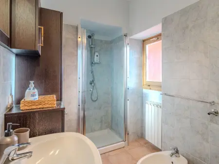 Claudio, appartement 2 pièces au cœur de Luino, à 80 m du lac : photo 13