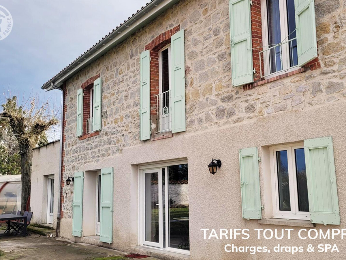 Gîte 200m² spa et sauna à Montbrison - Photo 1