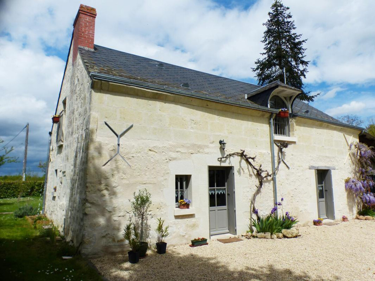 Gîte XVIe-XVIIIe rénové, jardin clos à 200m de la Loire - Photo 4