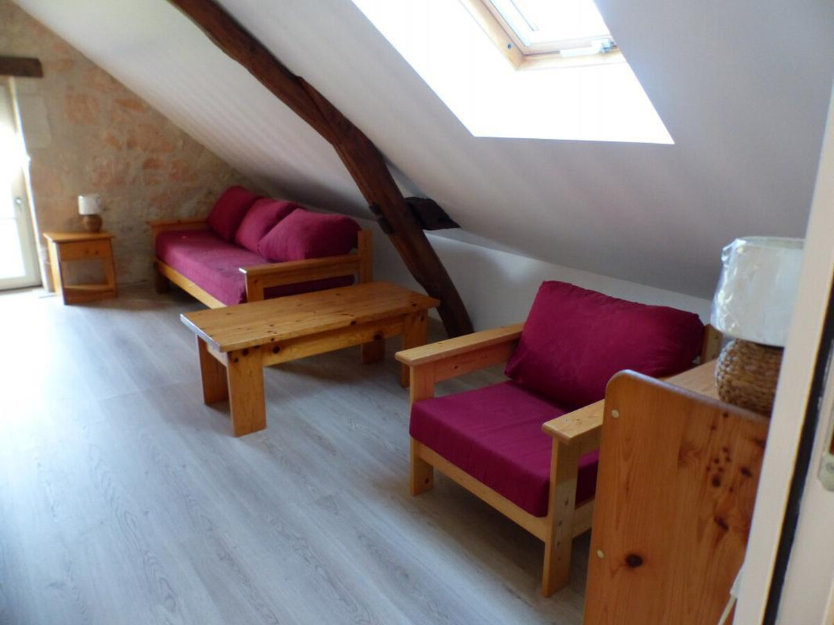 Gîte XVIe-XVIIIe rénové, jardin clos à 200m de la Loire - Photo 8