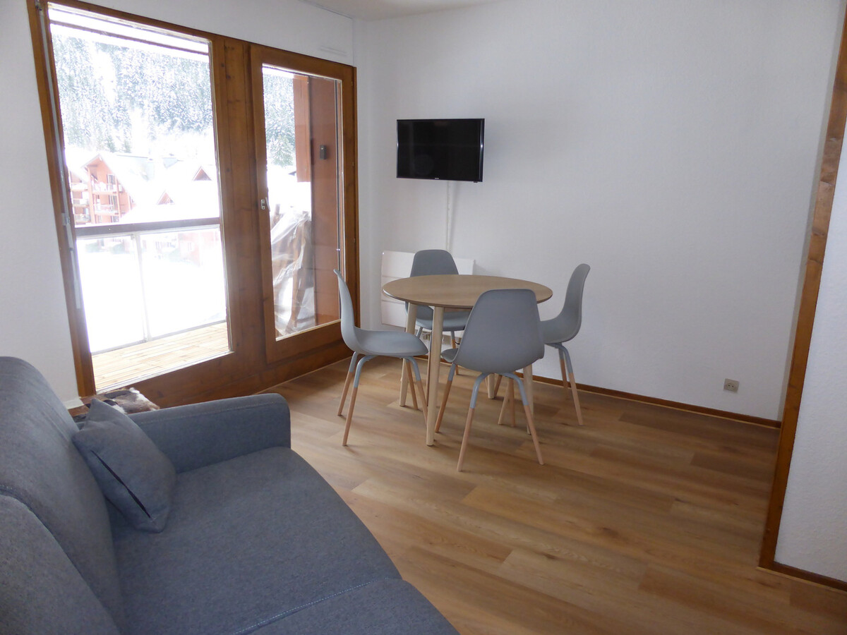 Studio 4 pers aux Hameaux du Lay avec balcon - Photo 8