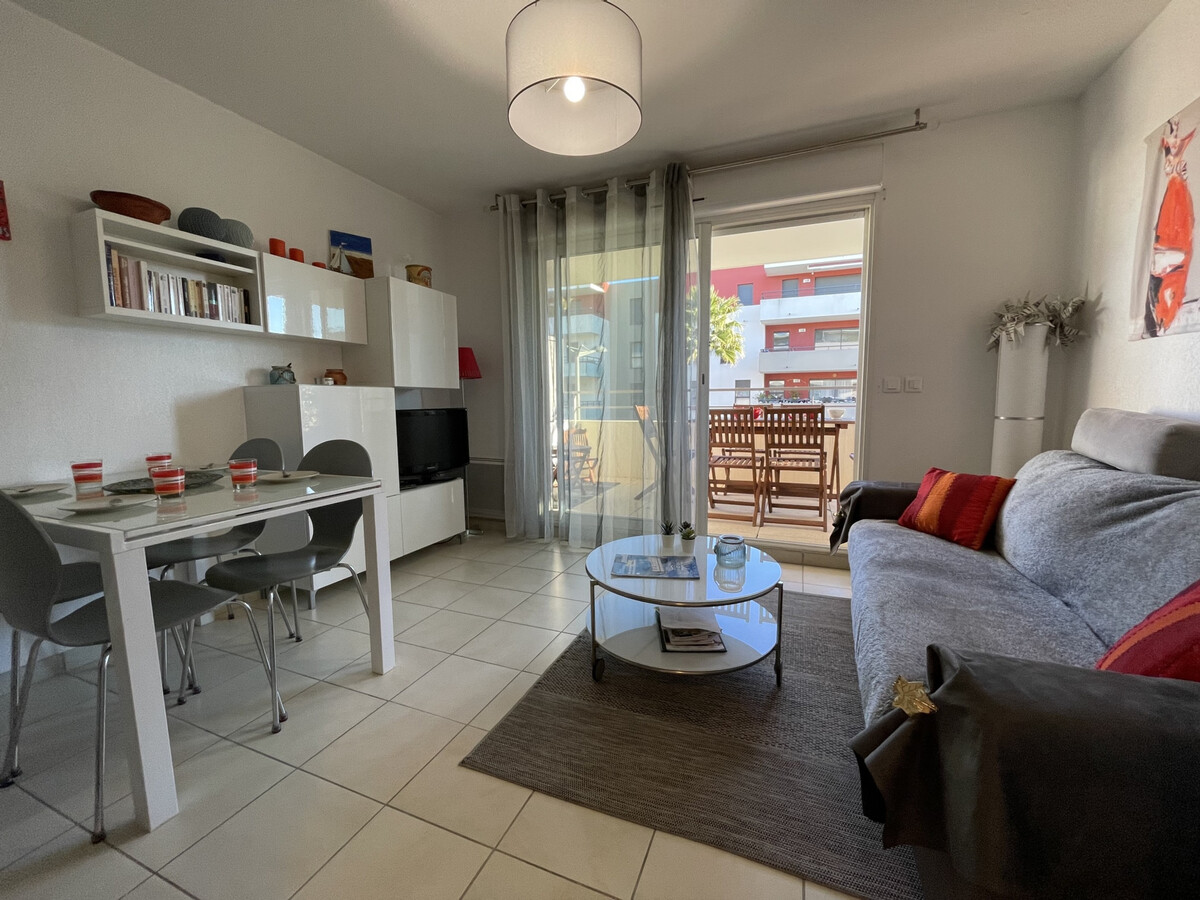 Appartement 2 pièces Sète, 250 m plage, piscine et garage - Photo 3