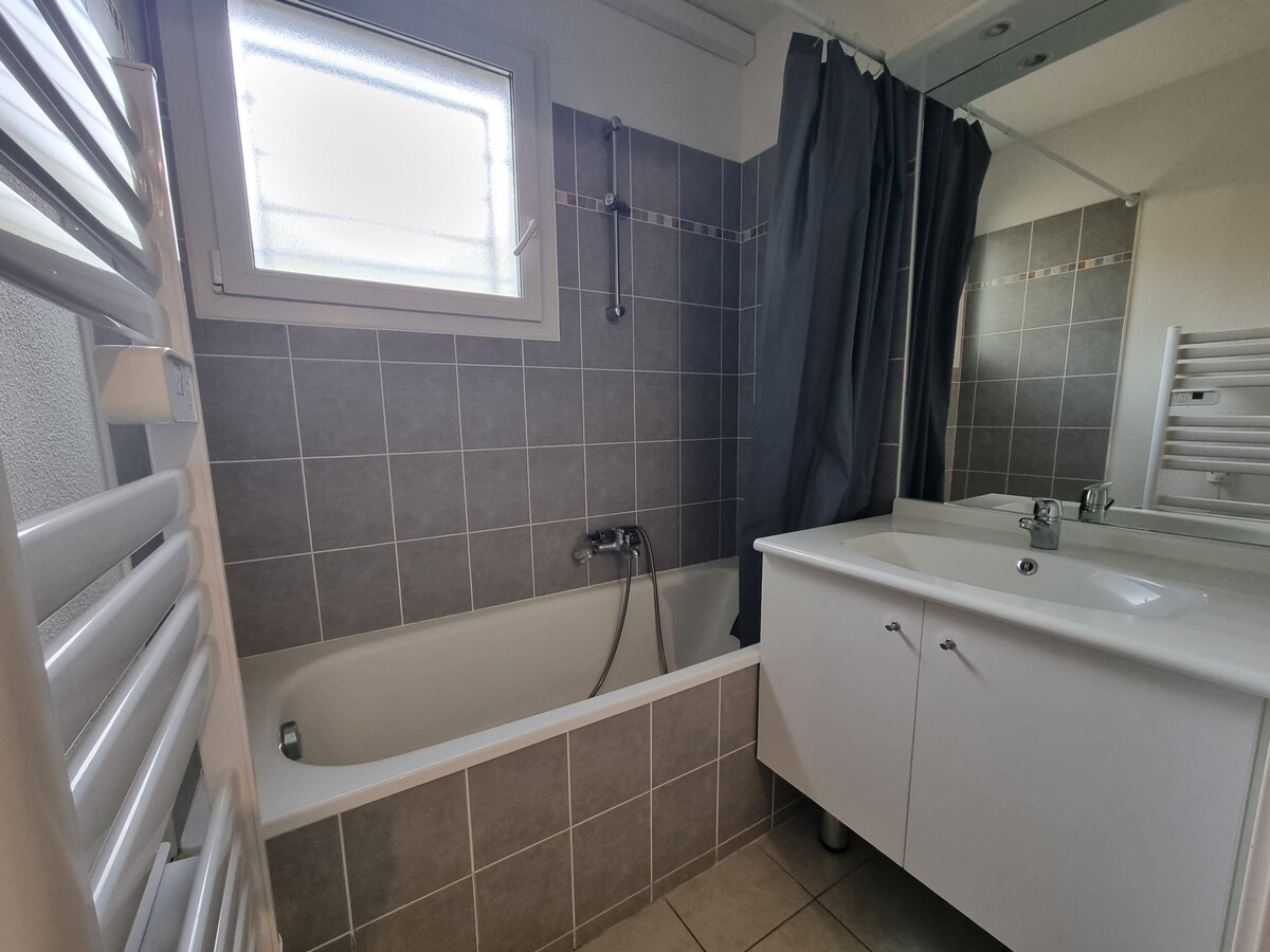 T2 climatisé Collioure, balcon vue toits, parking - Photo 8
