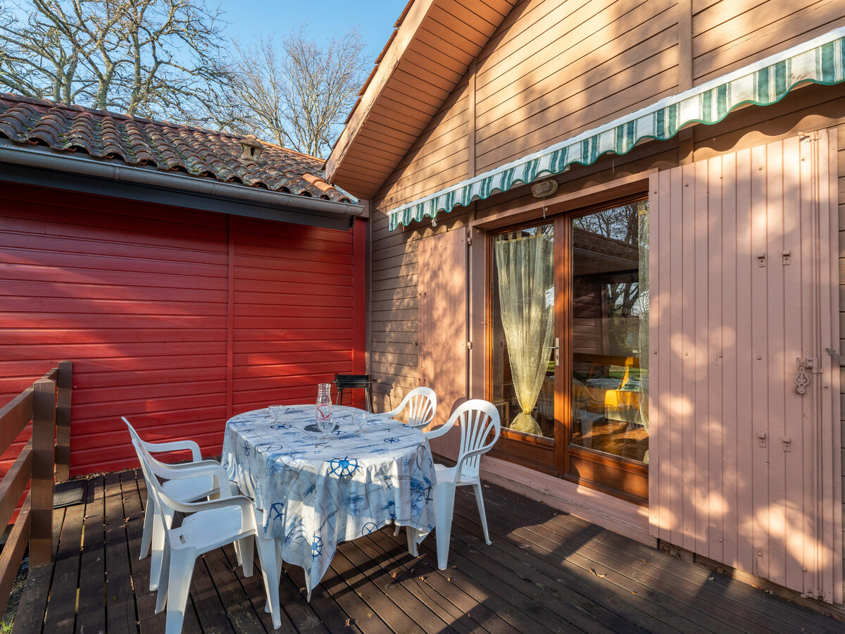 Chalet 62m² lac Sanguinet, 4 pers. – Terrasse, barbecue - Photo 1