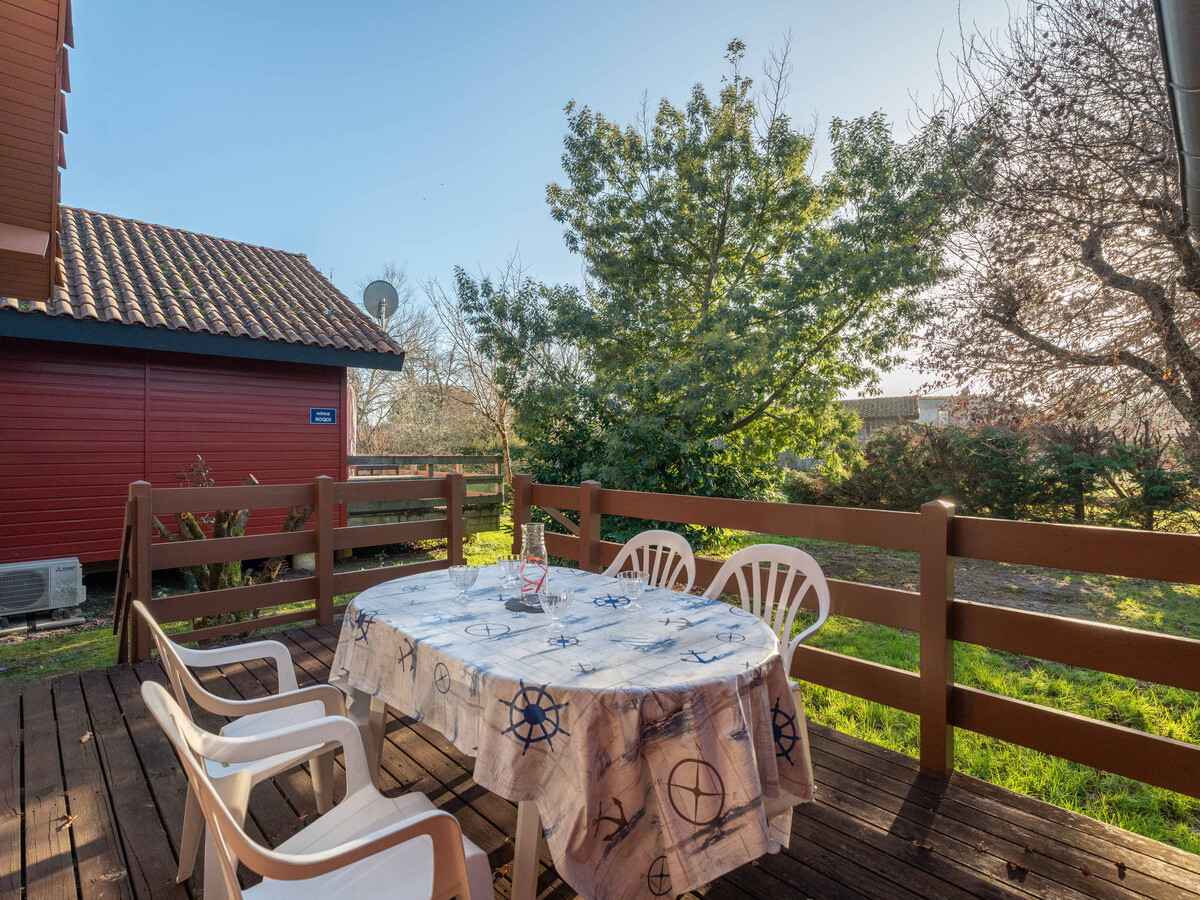 Chalet 62m² lac Sanguinet, 4 pers. – Terrasse, barbecue - Photo 3