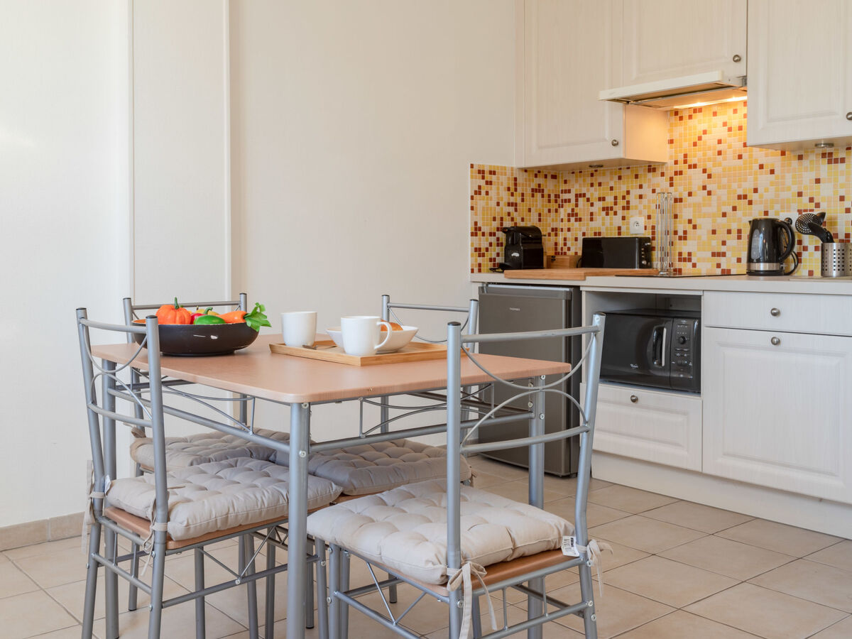 Appartement Marbella, centre de Deauville à 500 m de la mer - Photo 12