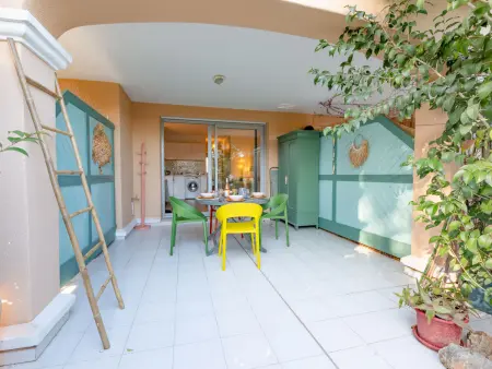 Appartement 2 pièces rénové avec terrasse sud, Saint-Raphaël : photo 14