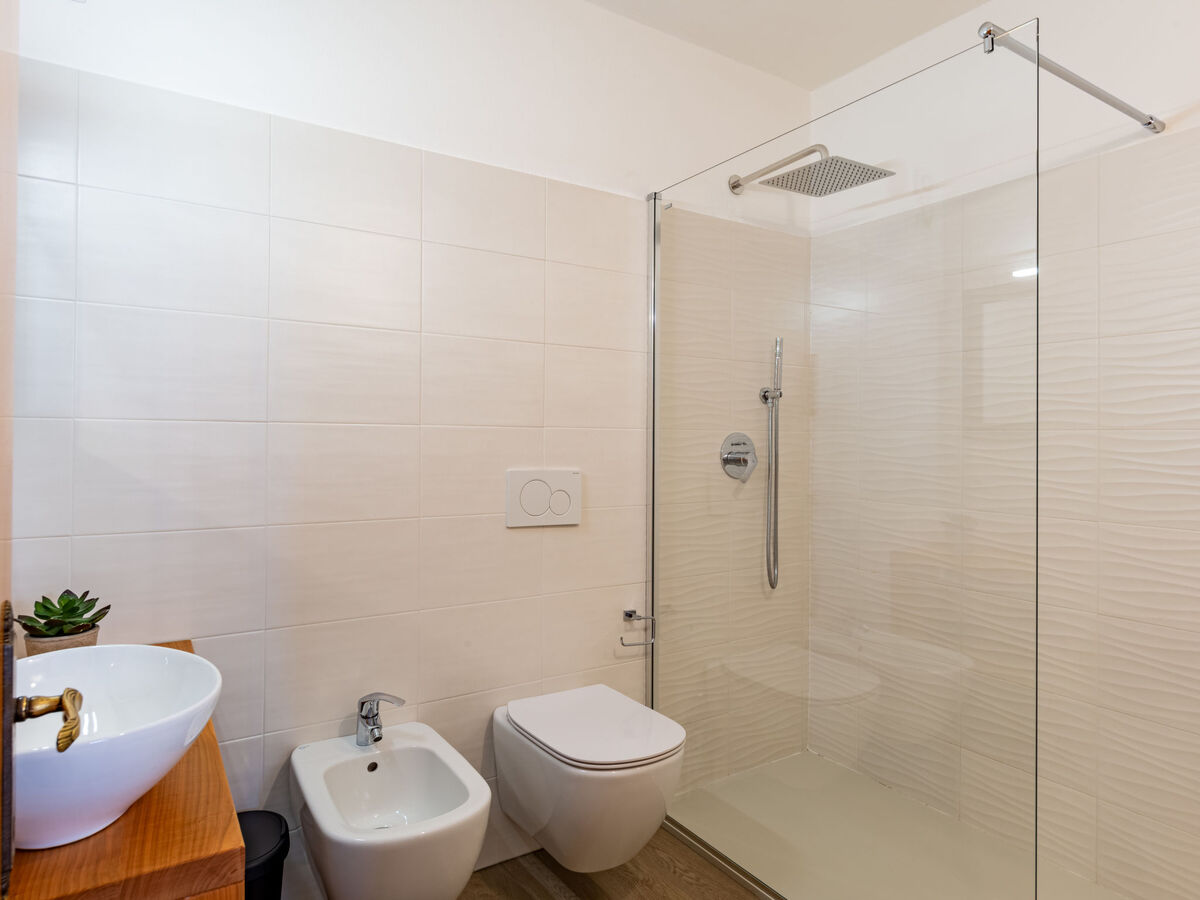 Appartement Lago di Ledro, vue lac, terrasse, bord de l'eau - Photo 25