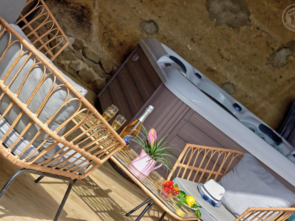 Gîte 100m² spa 6 pers. à Saint-Cyr-les-Vignes - Photo 2