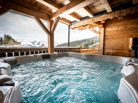 Location chalet à Plagne 1800, Luxueux chalet 7 chambres avec jacuzzi et sauna, proche télésiège