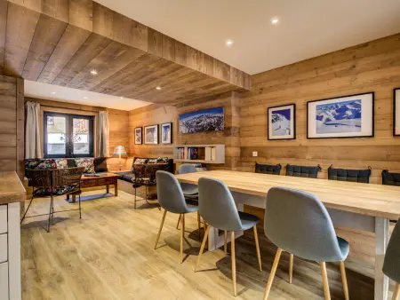 Location chalet à Plagne 1800, Chalet Spacieux Centre Station avec Wifi et Animaux Admis