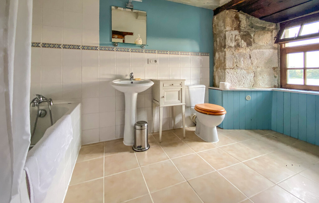 Maison en forteresse au bord de l'étang à Chiché - Photo 12