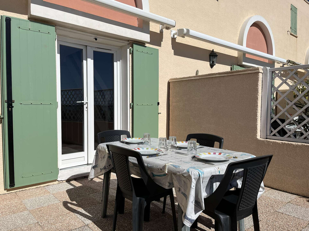 Maison front de plage à Gruissan avec piscine - Photo 14