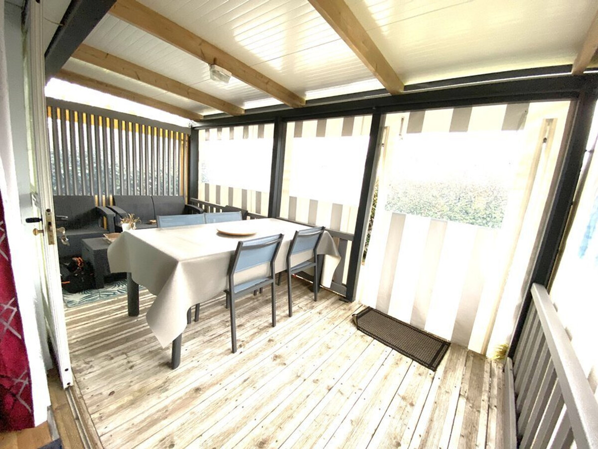 Chalet cosy avec piscine dans camping 4* à Guidel, proche plages, 4-6 pers. - Photo 4