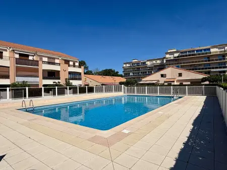Appart 2 pièces loggia vitrée, piscine à 300m plage : photo 14
