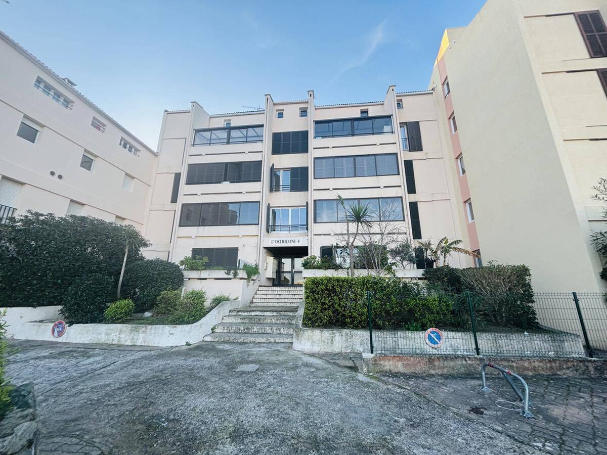 Appartement 2 pièces, 2 terrasses et parking à L'Île-Rousse - Photo 7