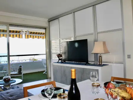 Appart 4 pers. avec terrasse face mer, Marina Baie des Anges : photo 6