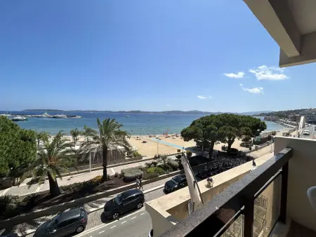 Location appartement à Sainte Maxime, Appartement 2 pièces Sainte-Maxime proche plage avec parking et climatisation
