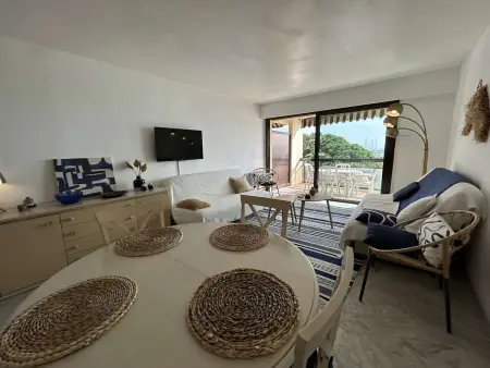 Appartement 2 pièces Sainte-Maxime proche plage avec parking et climatisation : photo 6