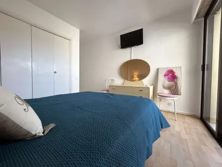 Appartement 2 pièces Sainte-Maxime proche plage avec parking et climatisation : photo 10