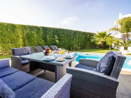 Pires - VIP Properties, Villa 6 personnes à Albufeira - Photo 1
