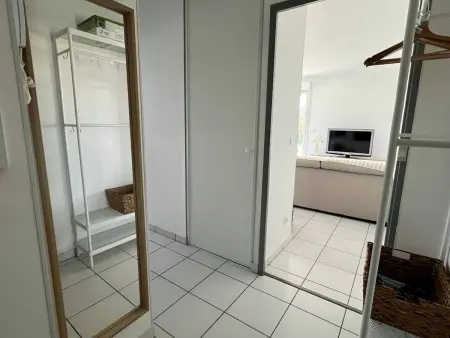 T2 rez-de-chaussée avec terrasse et parking à Cambo-les-Bains : photo 2
