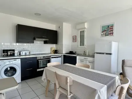 T2 rez-de-chaussée avec terrasse et parking à Cambo-les-Bains : photo 6