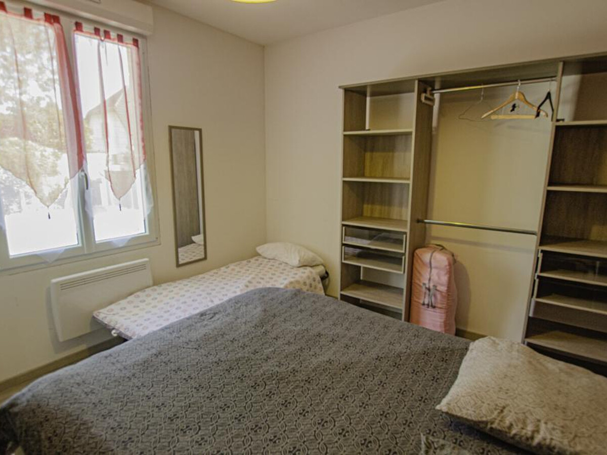 Maisonnette à Troyes avec poêle, jardin et animaux acceptés - Photo 15