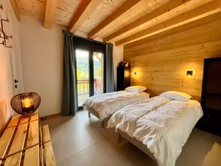 Duplex lumineux, 6 balcons et vue montagne à Samoëns : photo 10