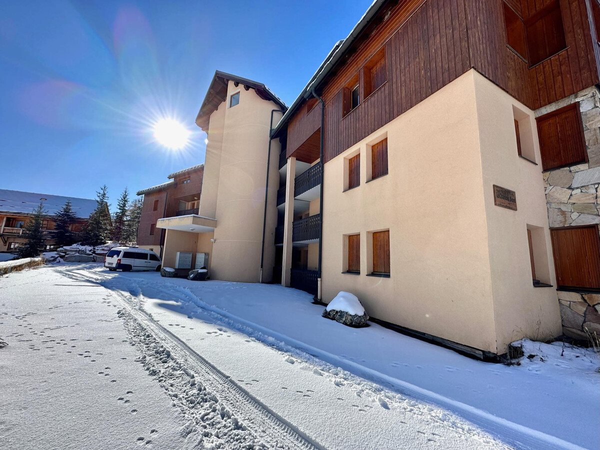 T3 48m² terrasse sud à Vars, 6 personnes, parking - Photo 14