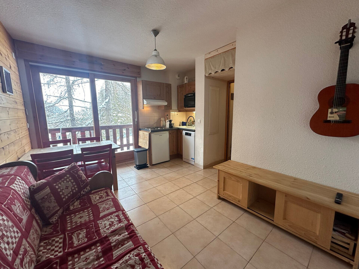 Appartement Vars : 4 personnes, animaux admis, casier à skis - Photo 1
