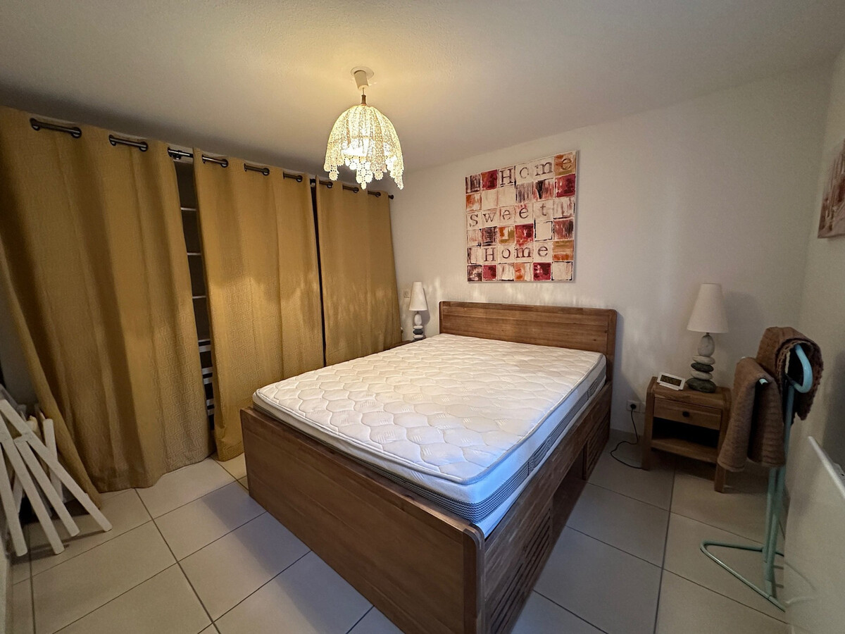 Appartement 2 chambres ensoleillé à Vars, parking privé - Photo 6