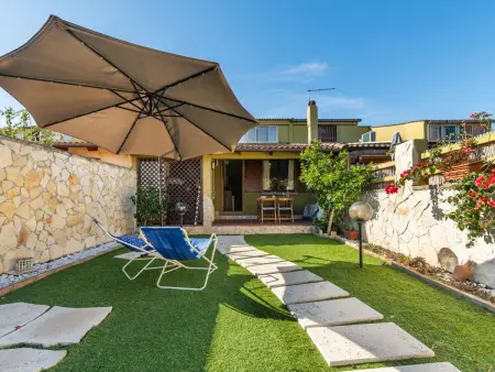 Maison Porru à Capitana, 400 m de la mer