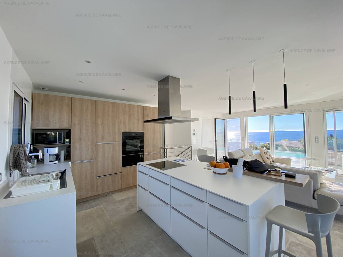 Villa moderne climatisée avec piscine à Cavalaire - Photo 8