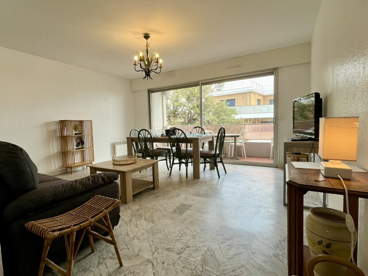 Appartement 4 pièces à Cavalaire, parking privatif - Photo 2
