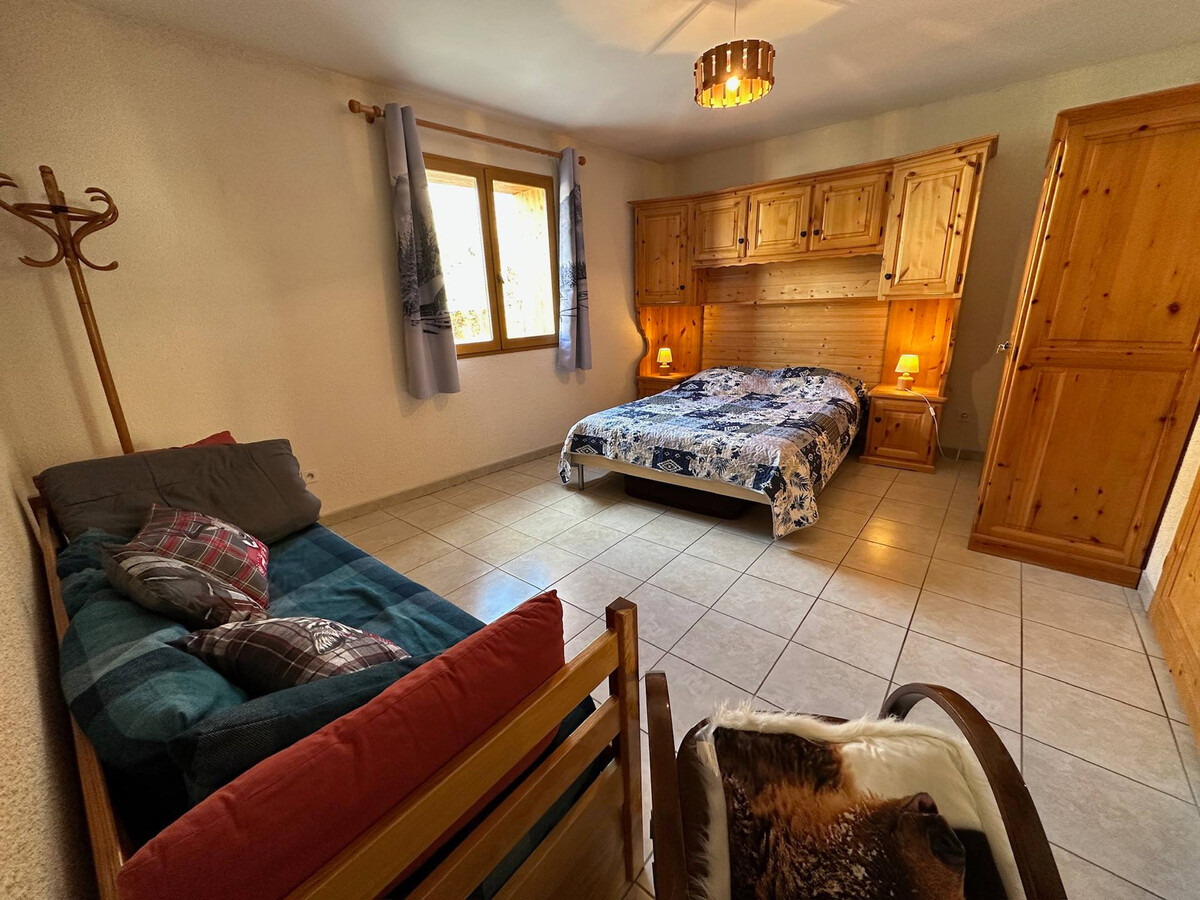 Duplex 100m² Vars, 10 personnes, parking privé et casier à skis - Photo 4