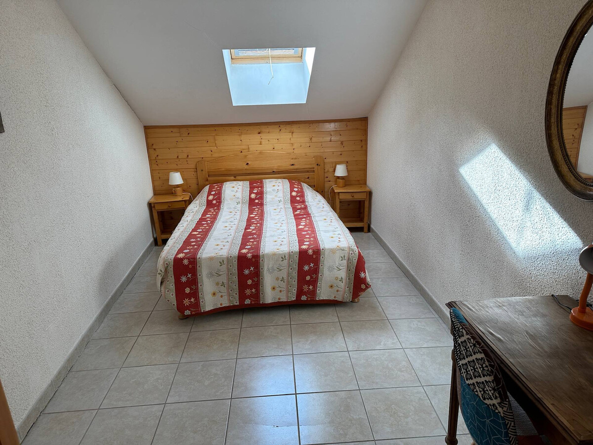 Duplex 100m² Vars, 10 personnes, parking privé et casier à skis - Photo 8