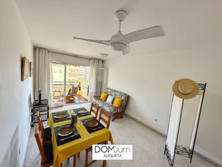 Location appartement à Salou, Appartement familial à 500m de la plage, au centre touristique, avec Wi-Fi et climatisation