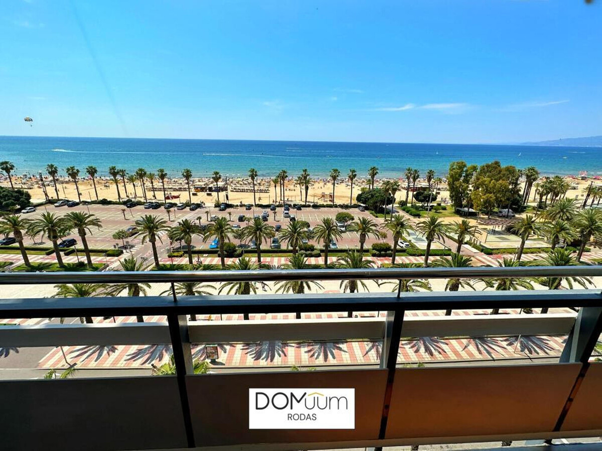 Appartement Rodas face à la plage de Levante, Salou - Photo 1