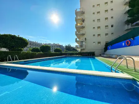 Location appartement à Salou, Appartement Moderne à Salou: Plage, Terrasse Spacieuse, Clim, Wifi, Garage Inclus