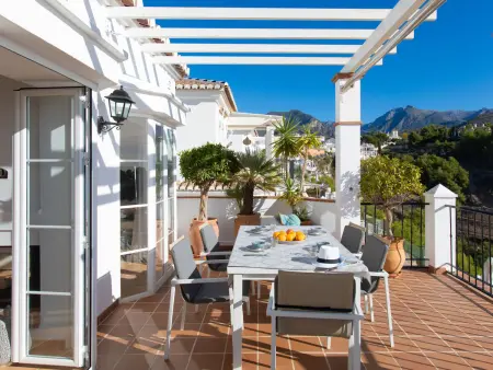 Villa Vallbo à Nerja : 4 chambres, piscine privée - Photo 11