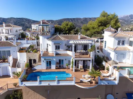 Villa Vallbo à Nerja : 4 chambres, piscine privée - Photo 36