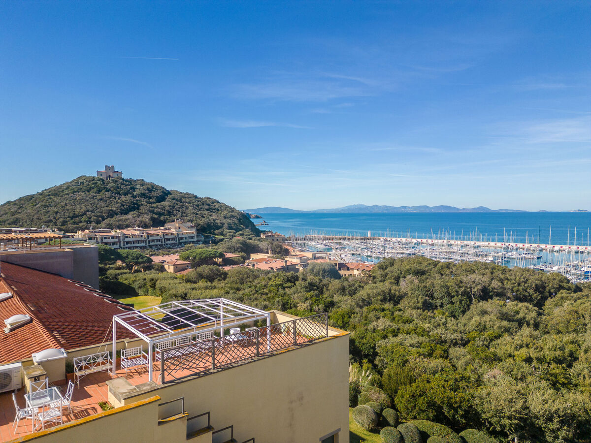 A 33 – Apt 3 chambres avec vue mer à Punta Ala - Photo 4