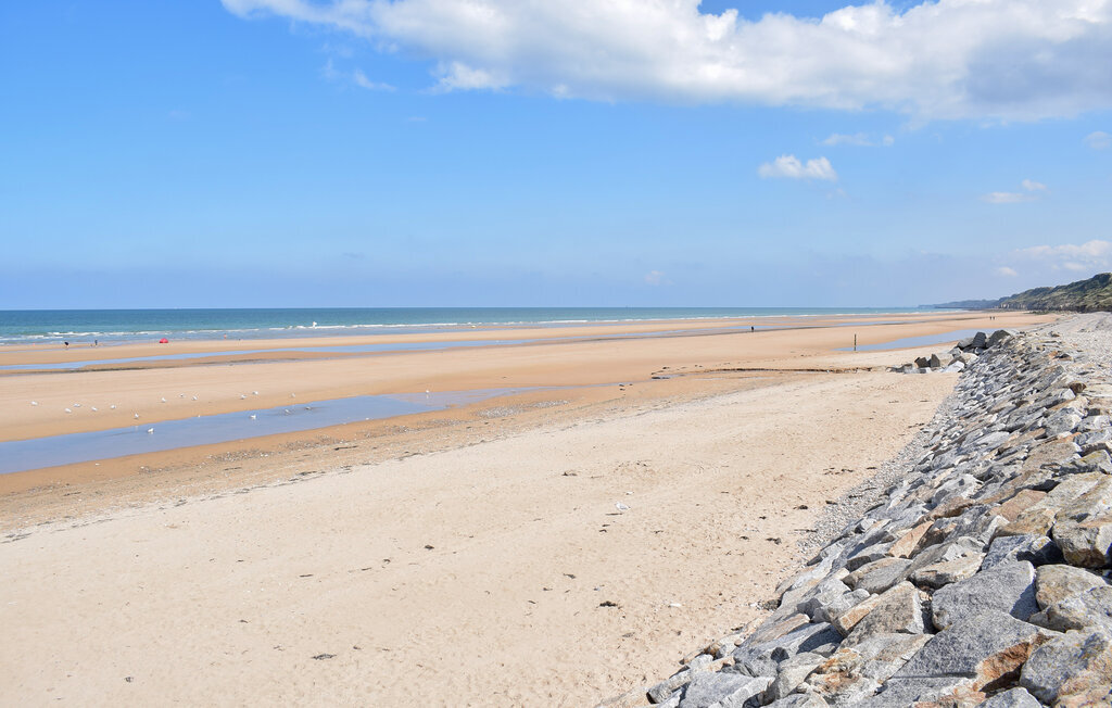 Maison mitoyenne 100 m² jardin sud à Gouville-sur-Mer - Photo 8